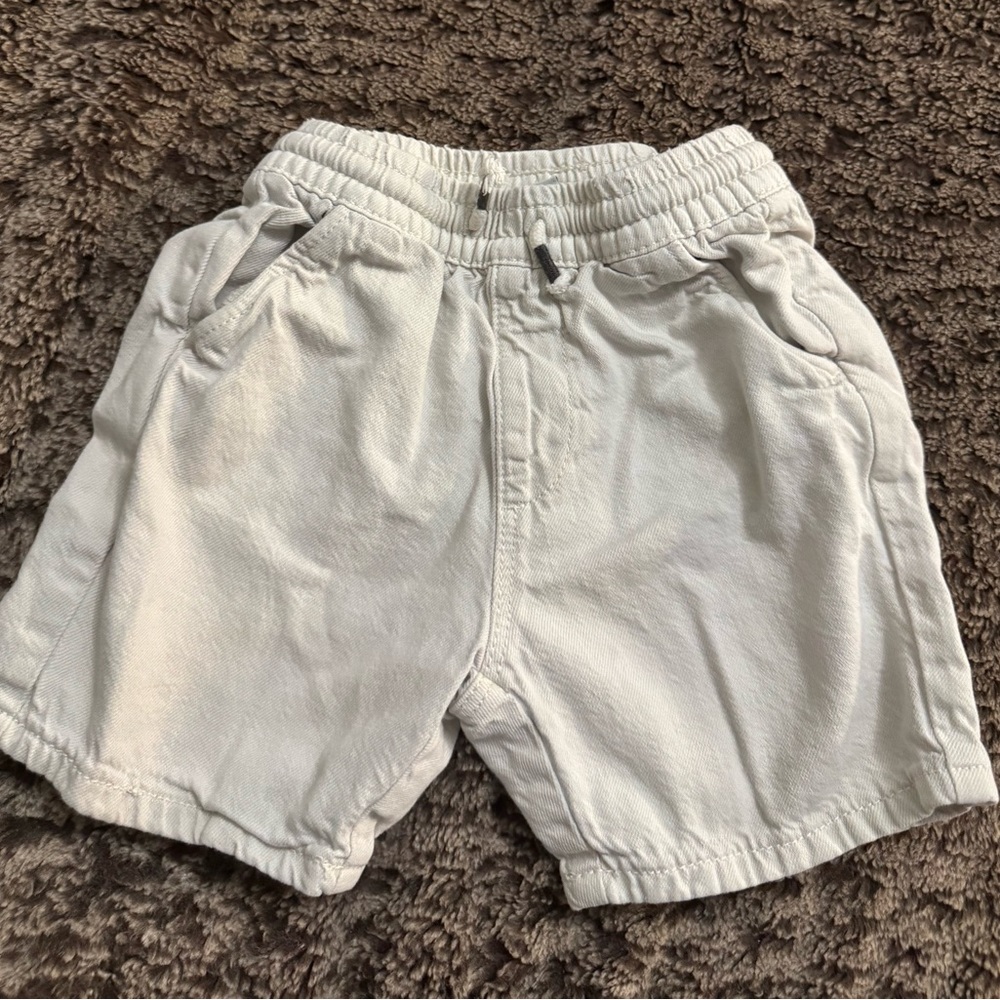 Zara White Casual Cotton Shorts